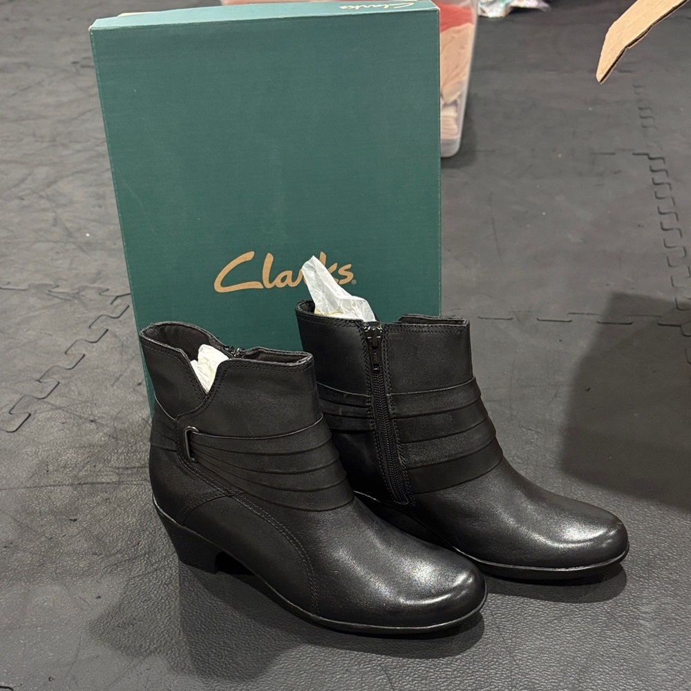 Clarks Women's Sleek Black Ankle Booties